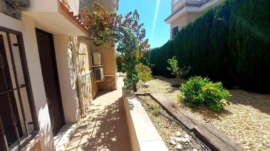 Villa de 3 chambres à Ciudad Quesada, Spain No. 30927 № 23