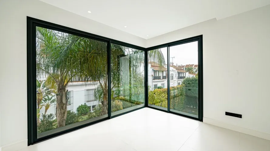 Villa de 4 chambres à Marbella, Spain No. 30769 № 23