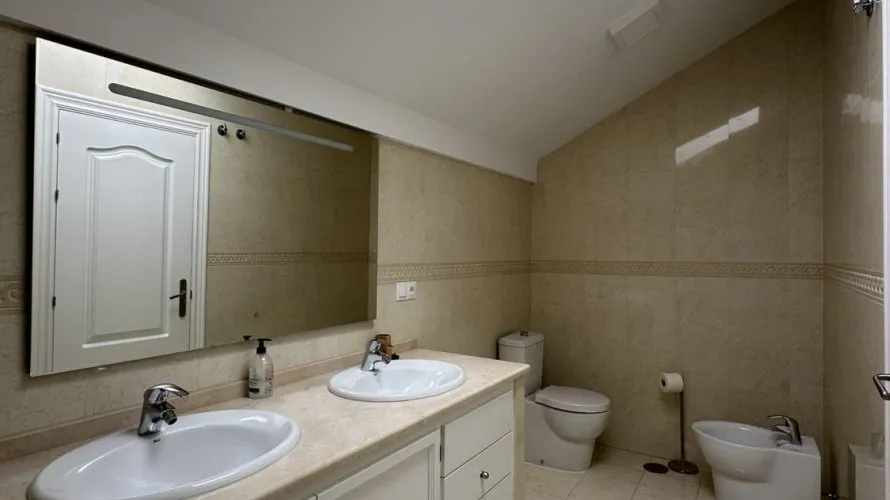 Townhouse de 3 chambres à Benahavis, Spain No. 31247 № 10