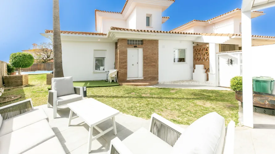 House de 4 chambres à Fuengirola, Spain No. 31184