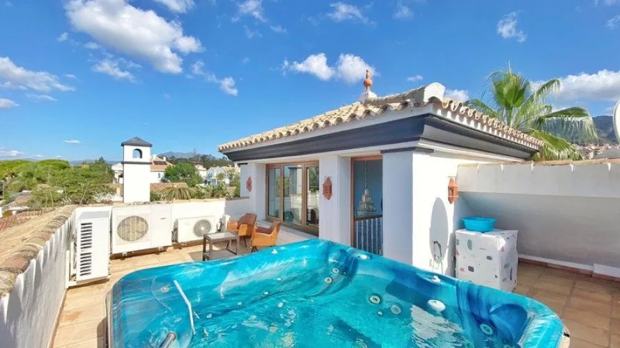 Villa de 5 chambres à Marbella, Spain No. 30572 № 22