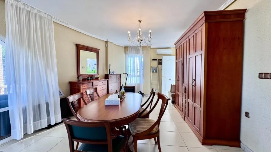 Villa de 3 chambres à Alicante, Spain No. 31114