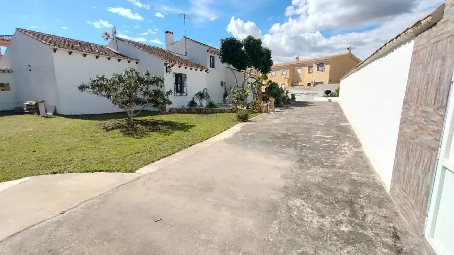 House de 209m² à Alicante, Spain No. 31241 № 19