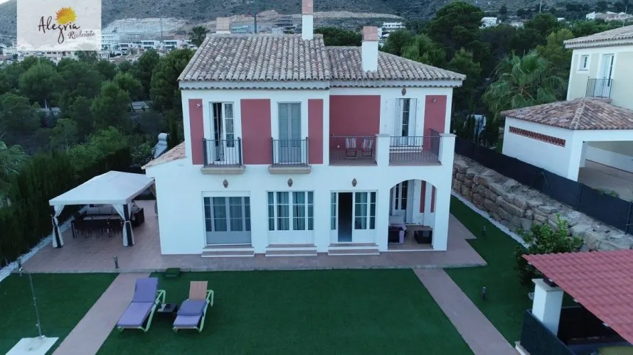 Villa de 4 chambres à Finestrat, Spain No. 30793 № 23