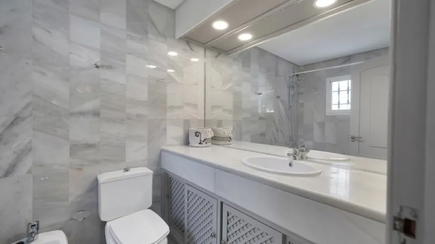 Townhouse de 4 chambres à Marbella, Spain No. 31069 № 24