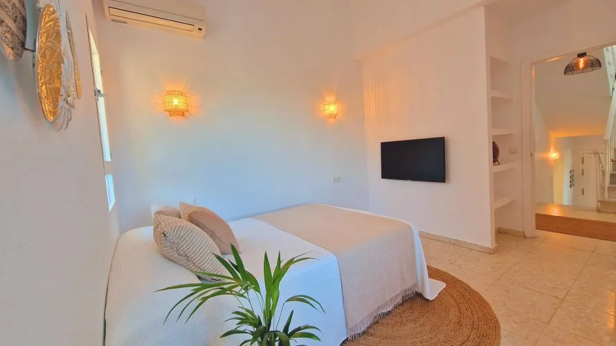 Villa de 5 chambres à Estepona, Spain No. 30541