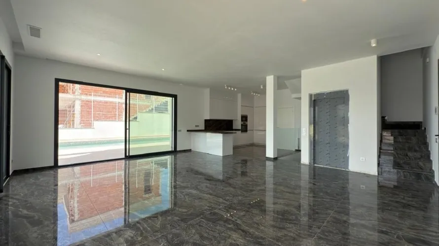 Villa de 7 chambres à Finestrat, Spain No. 31016 № 12