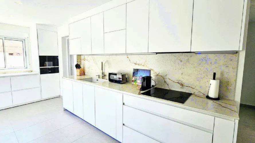 Villa de 6 chambres à Cortes (San Pedro De Alcantara), Spain No. 31124 № 12