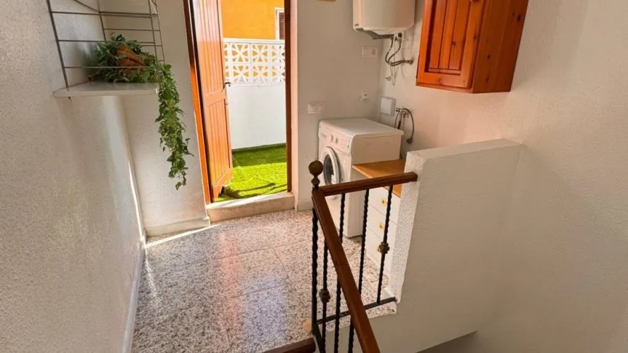 Bungalow de 63m² à Torrevieja, Spain No. 31276 № 10