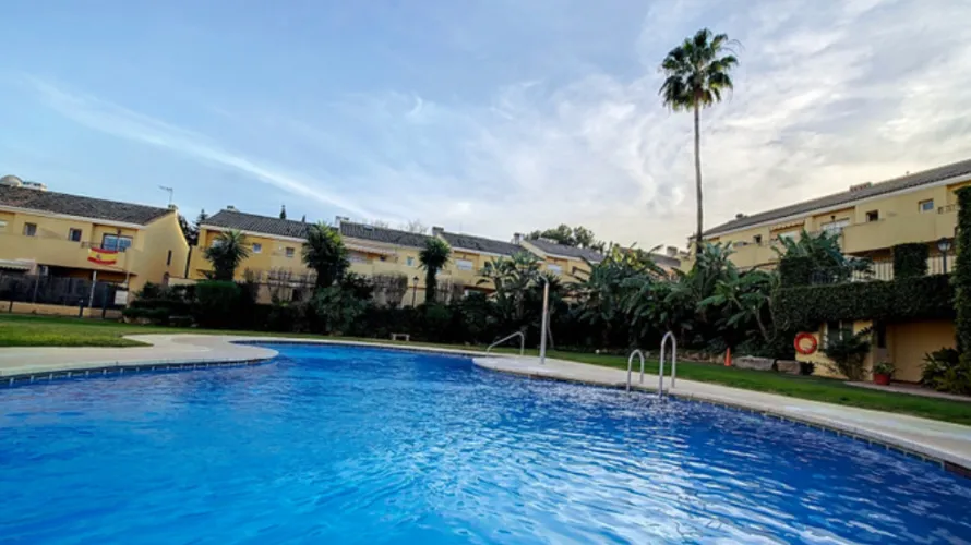 Townhouse de 3 chambres à Estepona, Spain No. 31139 № 20