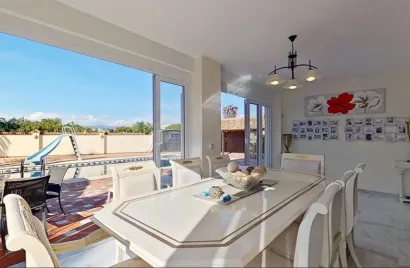 Villa de 3 chambres à Mijas Costa, Spain No. 31074