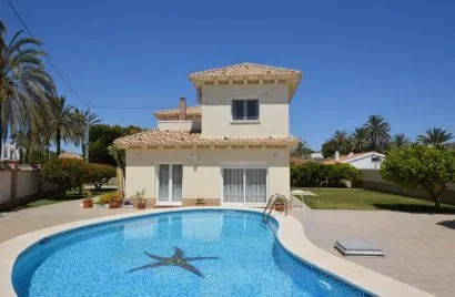 Villa de 276m² à Cabo Roig, Spain No. 30790