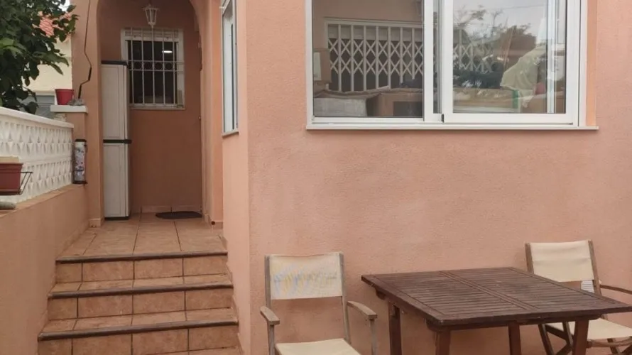 Bungalow de 60m² à Nueva Torrevieja, Spain No. 31024