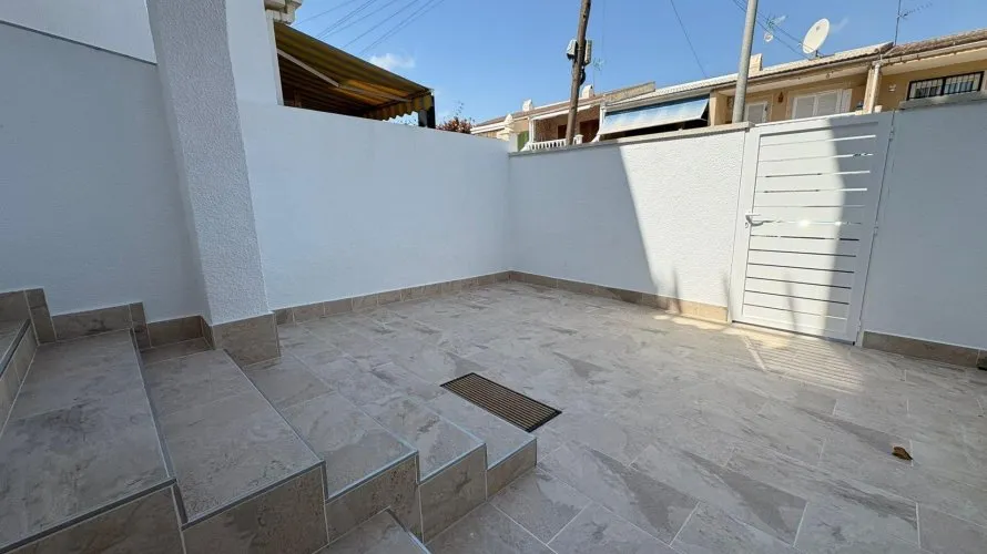 House de 3 chambres à Torrevieja, Spain No. 31099 № 16