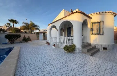 House de 2 chambres à La Florida, Spain No. 31282