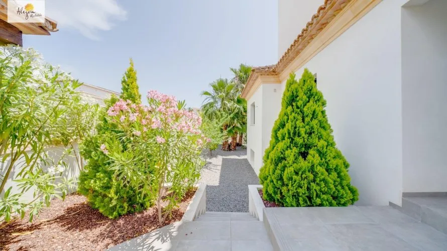 Villa de 5 chambres à Calpe, Spain No. 30901 № 2