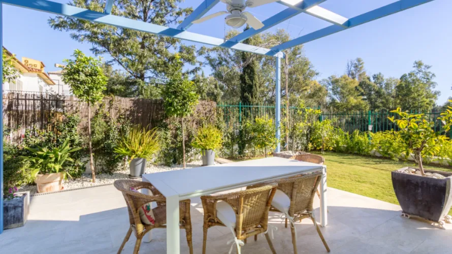 Villa de 4 chambres à Cortes (San Pedro De Alcantara), Spain No. 31128 № 25