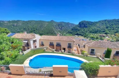 House de 4 chambres à Benahavis, Spain No. 30645