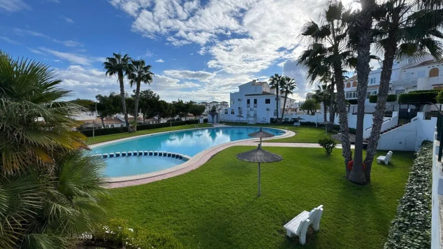 Bungalow de 3 chambres à La Mata, Spain No. 31253 № 11