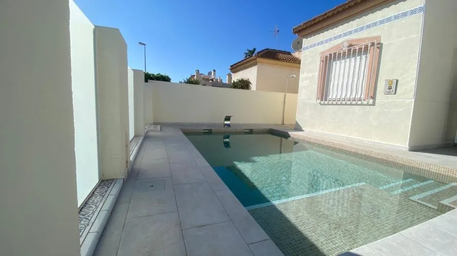 Villa de 2 chambres à Torreblanca, Spain No. 31102 № 11