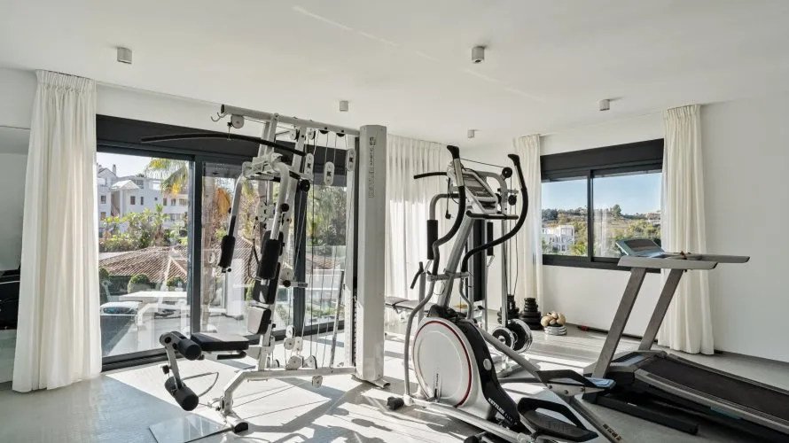 Villa de 5 chambres à Nueva Andalucia, Spain No. 30528 № 7