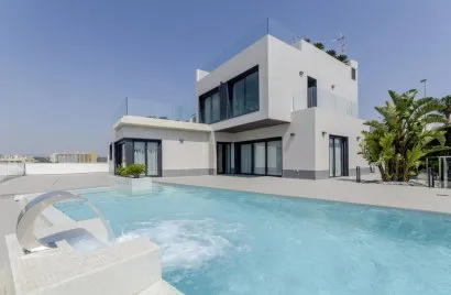 Villa de 3 chambres à Campoamor, Spain No. 30816