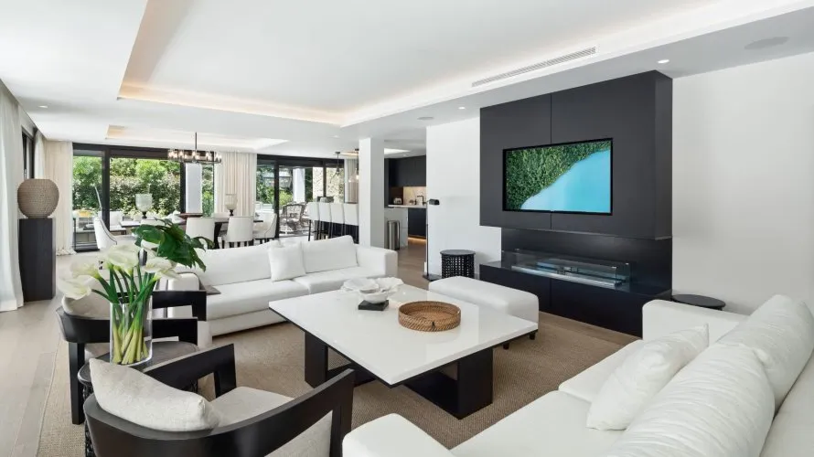 Villa de 5 chambres à Nueva Andalucia, Spain No. 30729 № 17