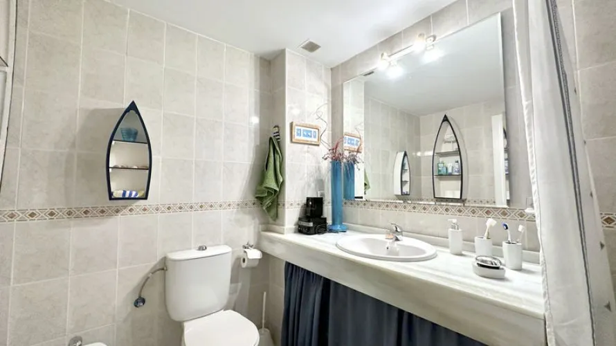 Townhouse de 3 chambres à Casares, Spain No. 30577 № 14