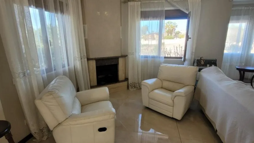 Villa de 5 chambres à Ciudad Quesada, Spain No. 30963 № 4