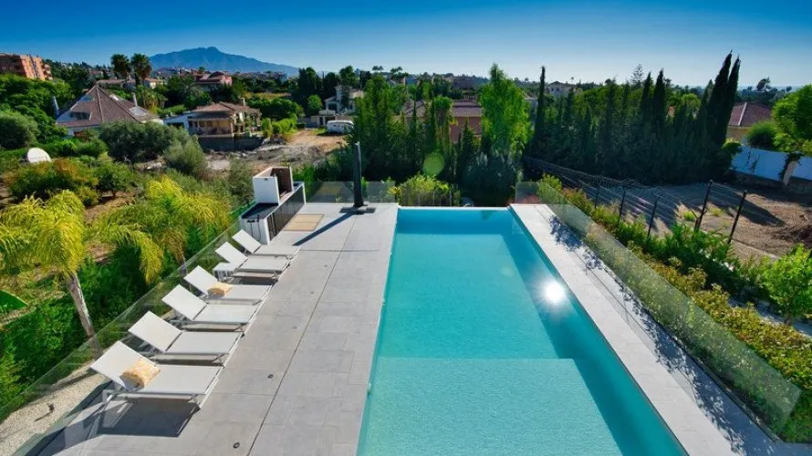 Villa de 4 chambres à Estepona, Spain No. 30576 № 27