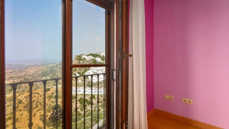 Townhouse de 3 chambres à Casares, Spain No. 30731