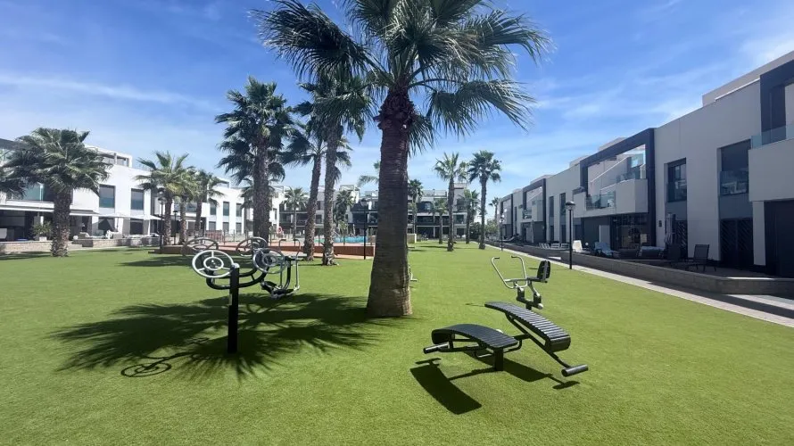 Bungalow de 160m² à Guardamar del Segura, Spain No. 31116 № 14