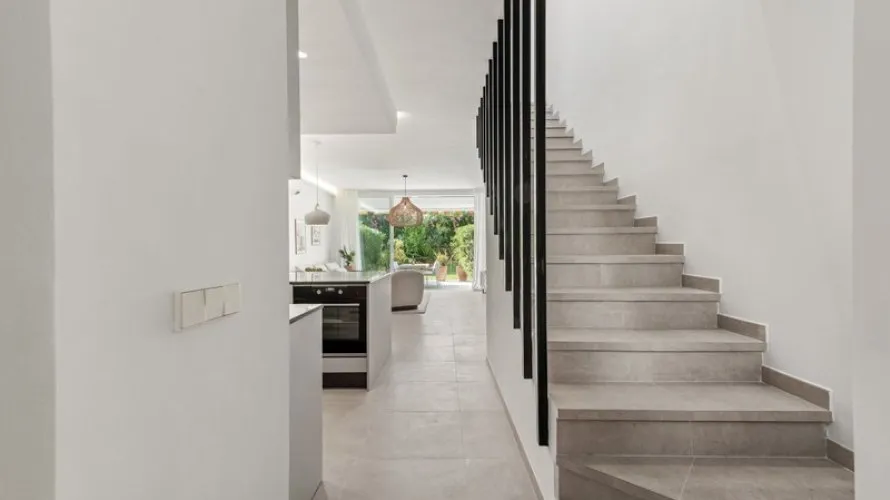 Townhouse de 3 chambres à Nueva Andalucia, Spain No. 31181 № 6