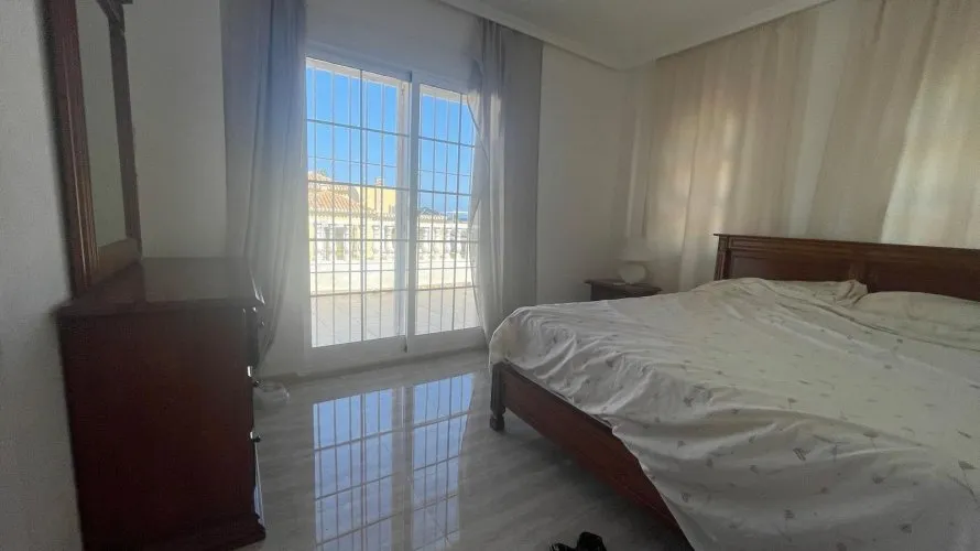 House de 5 chambres à Torrevieja, Spain No. 31113