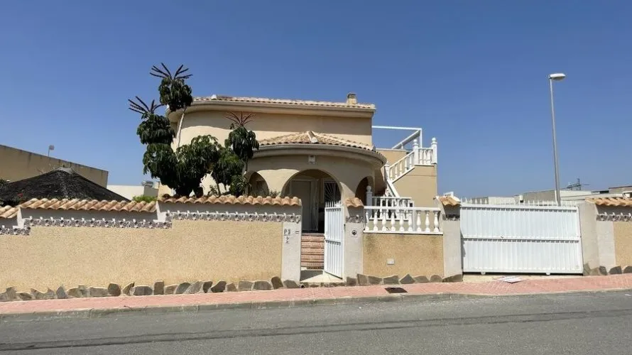 Villa de 163m² à Algorfa, Spain No. 31237 № 6