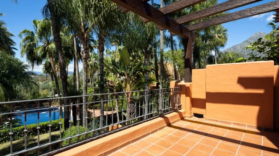 Townhouse de 4 chambres à Marbella, Spain No. 30598 № 13