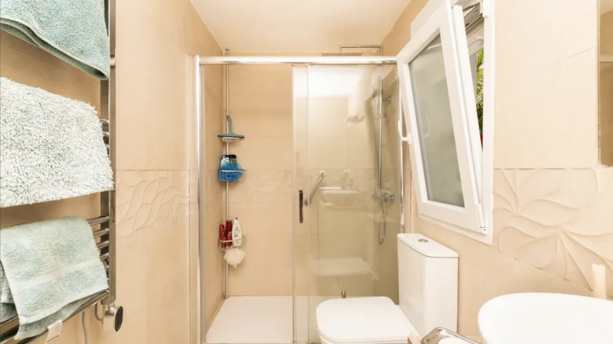 Villa de 3 chambres à Estepona, Spain No. 30734 № 16