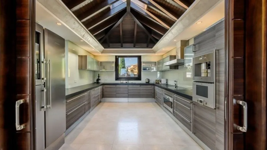 House de 5 chambres à Benahavis, Spain No. 31058 № 19