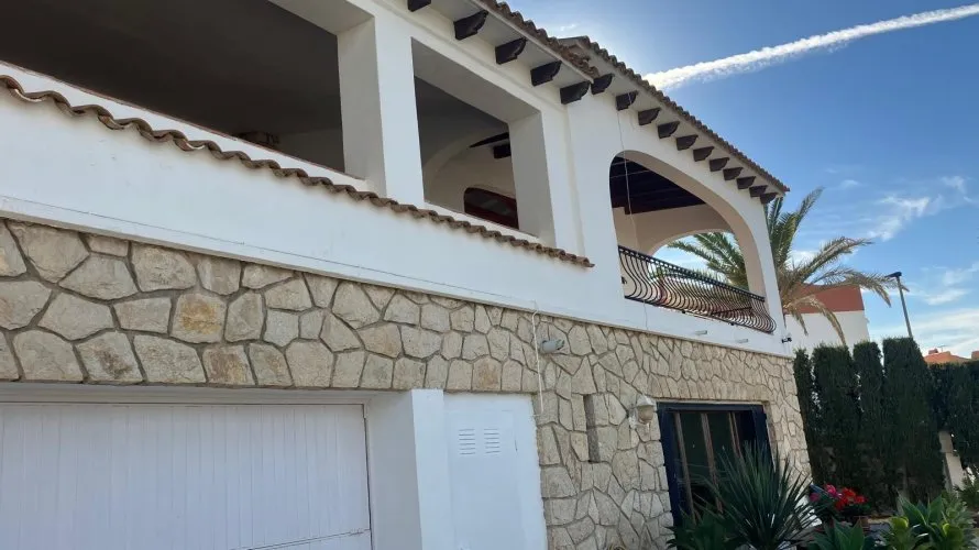 Villa de 4 chambres à Albir, Spain No. 30982 № 14