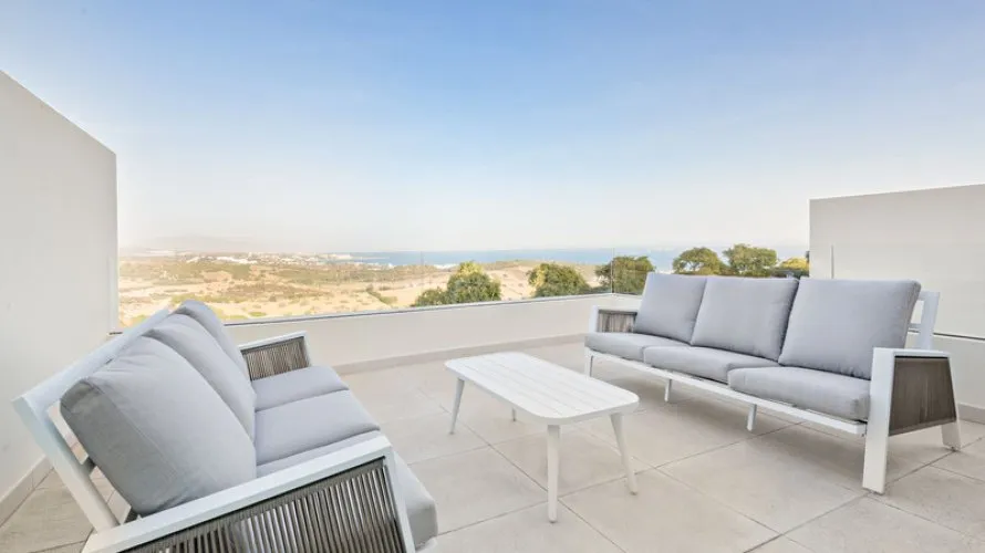 Villa de 3 chambres à Casares, Spain No. 30604 № 10