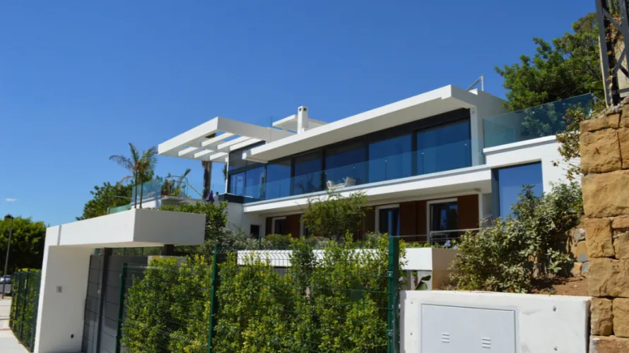 Villa de 5 chambres à Marbella, Spain No. 31127