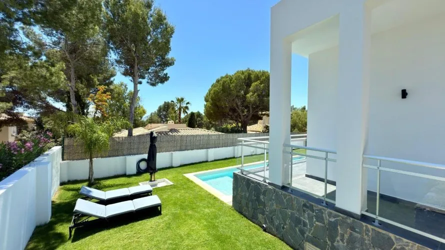 Villa de 4 chambres à Altea La Vella, Spain No. 31208 № 1