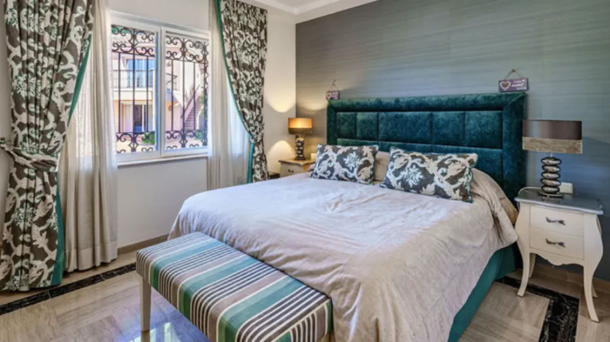 House de 9 chambres à Estepona, Spain No. 30725 № 22