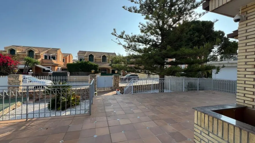 Villa de 4 chambres à Campoamor, Spain No. 30979 № 11