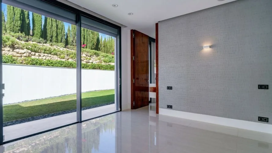 Villa de 6 chambres à Nueva Andalucia, Spain No. 30574 № 6