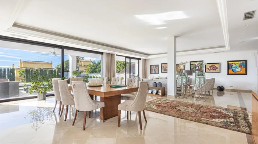 Villa de 7 chambres à Marbella, Spain No. 30606 № 10