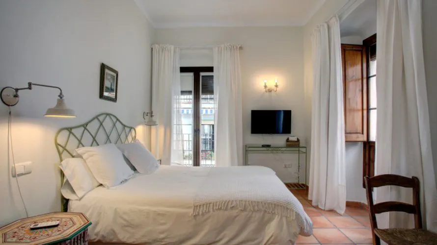 Villa de 8 chambres à Marbella, Spain No. 30586 № 1