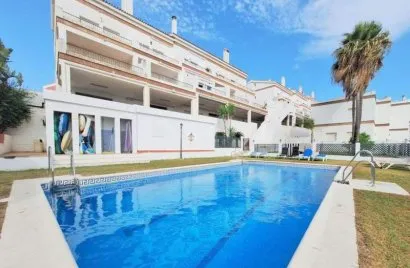 Townhouse de 3 chambres à Manilva, Spain No. 30749