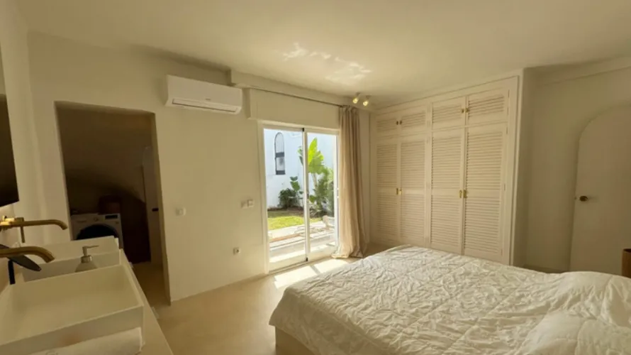 Townhouse de 2 chambres à Cabopino, Spain No. 30987 № 6