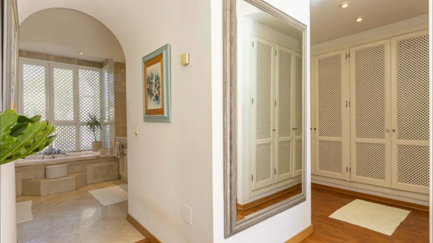 Villa de 4 chambres à Marbella, Spain No. 31131 № 21